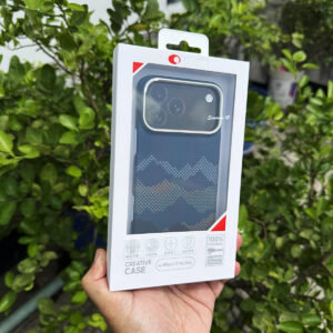 Comma Guardian Series Magnetic Protective Case for iPhone 17 Series