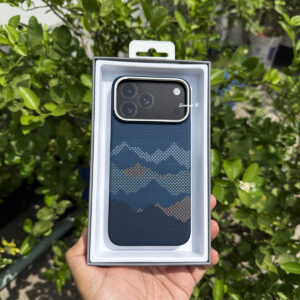Comma Guardian Series Magnetic Protective Case for iPhone 17 Series