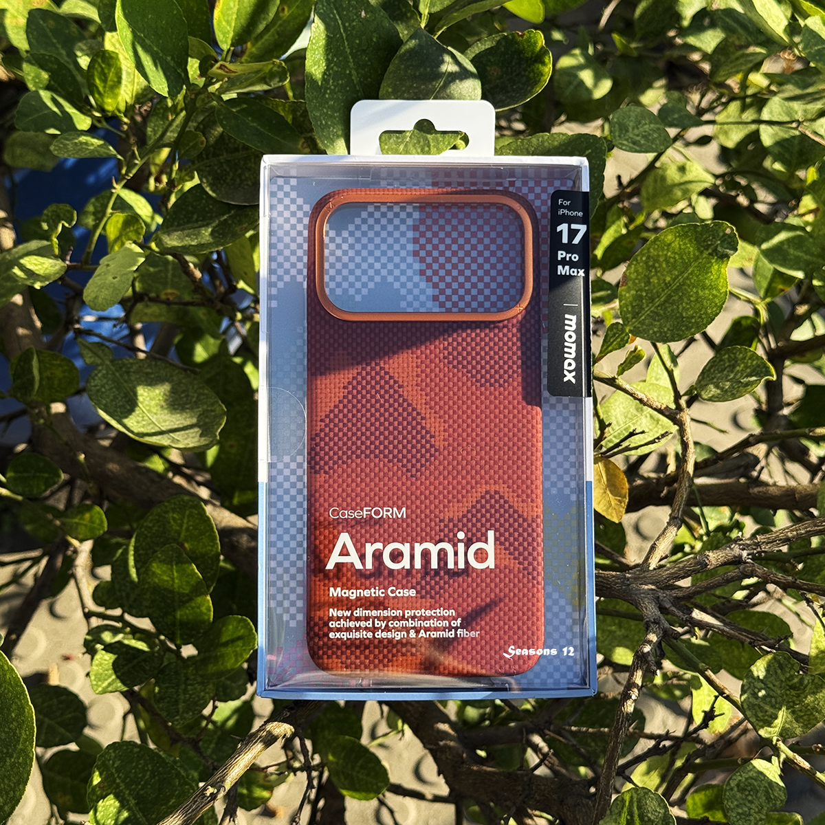 Momax CaseFORM Aramid Magnetic Case for iPhone 17 Series